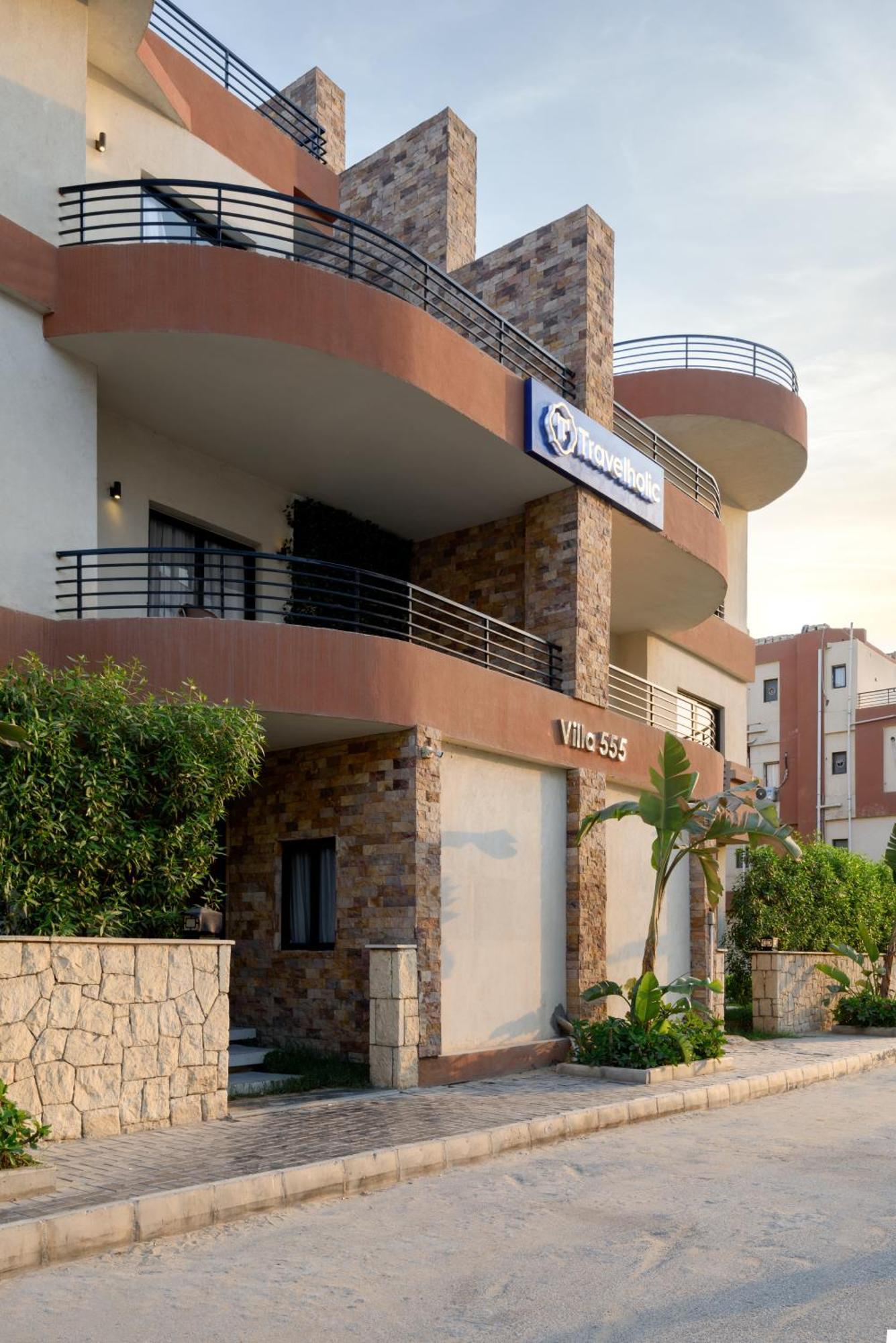 Travelholic Residence Golden Gates Kairo Exteriör bild